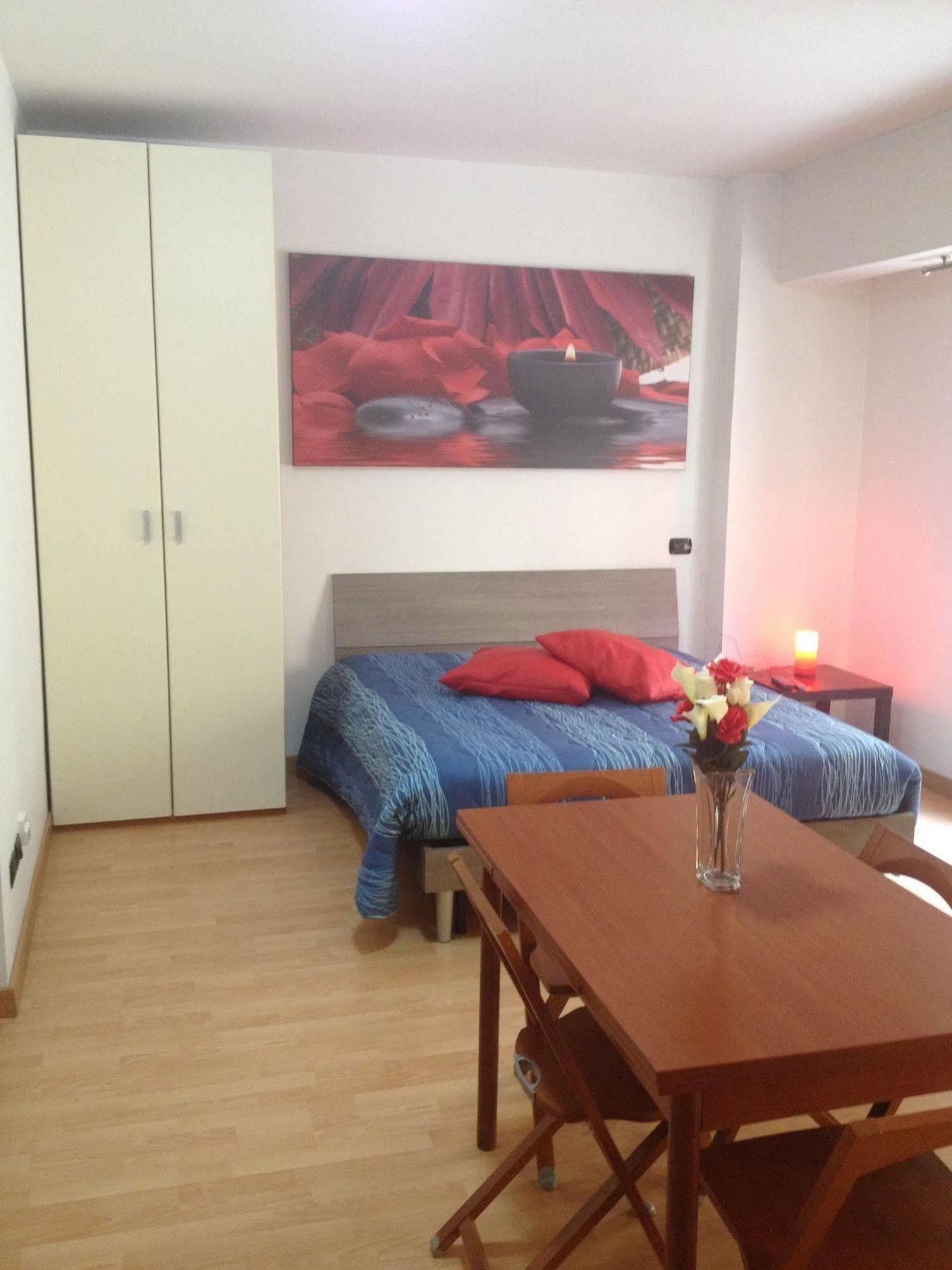 Casa Vacanze House Eden Рим Экстерьер фото