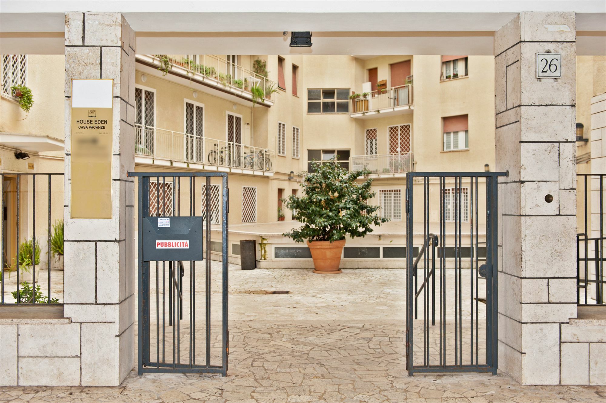 Casa Vacanze House Eden Рим Экстерьер фото