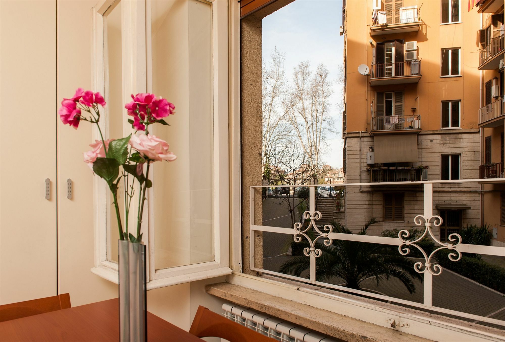 Casa Vacanze House Eden Рим Экстерьер фото
